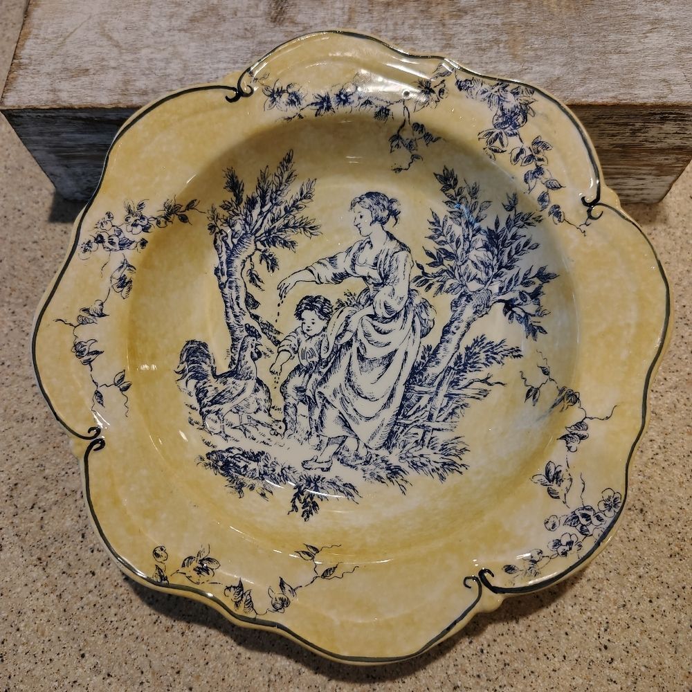 Vintage American Atelier Yellow and Blue Decorative Toile 8.75" Bowl